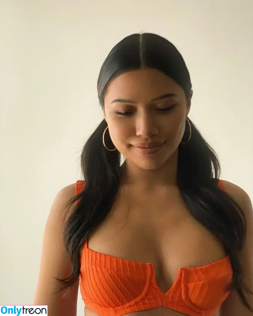 Julia Kelly nude photo #0934 (missjuliakelly / thesophiakelly)
