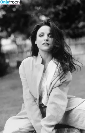 Julia Louis-Dreyfus / Julia Louis Dreyfus / officialjld nude photo #0118