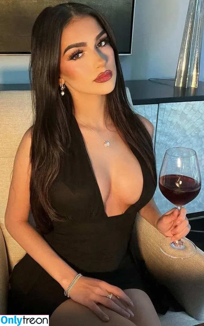 Julia Merekoulias nude photo #0158 (juliakul_official / juliamerekoulias)