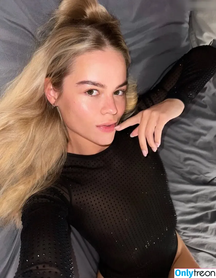Julia Rnken nude photo #0063 (Julia Rnken)