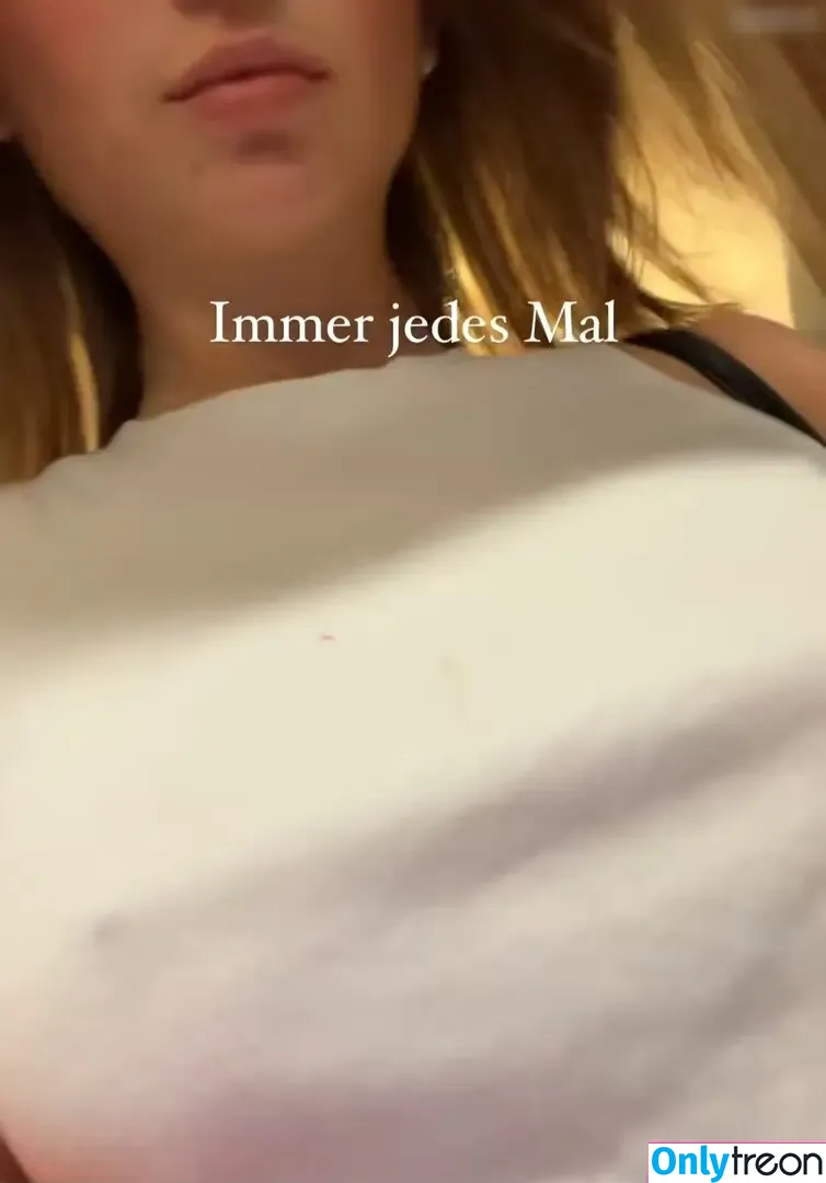 Julia Wulf nude photo #0211 (Juleslw)