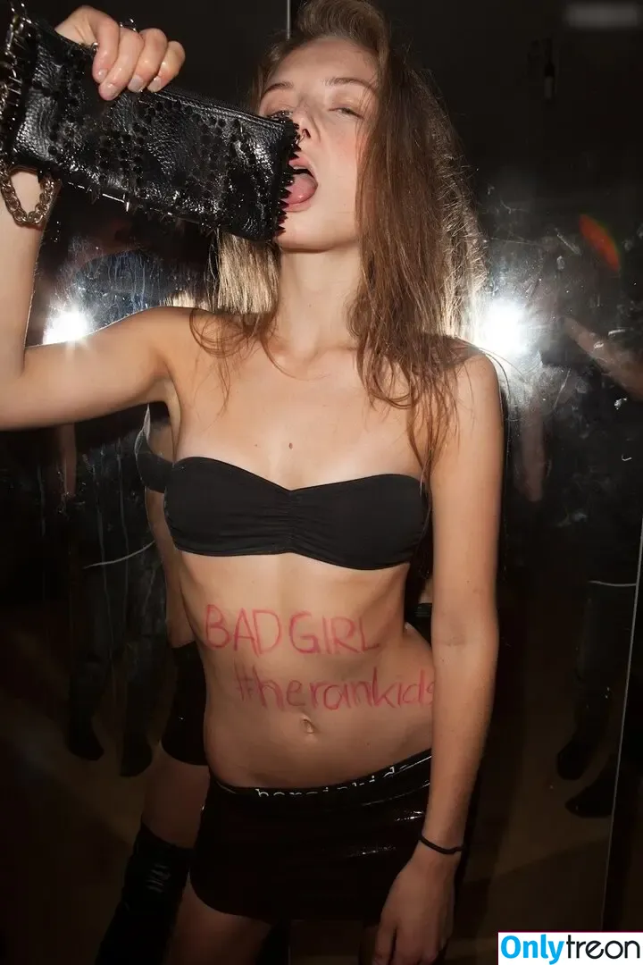 Julia Wulf nude photo #0235 (Juleslw)