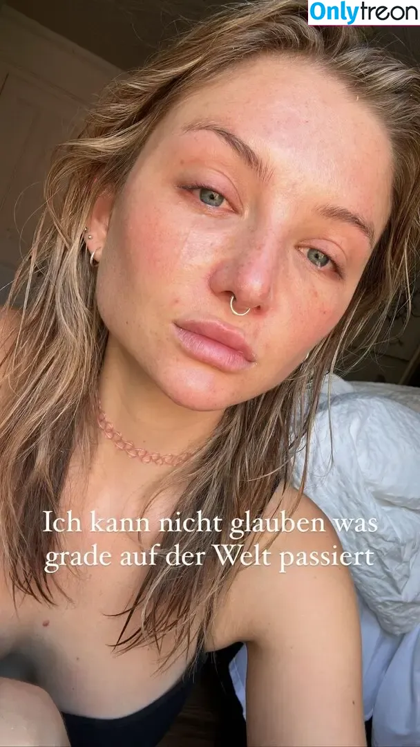 Julia Wulf nude photo #0260 (Juleslw)