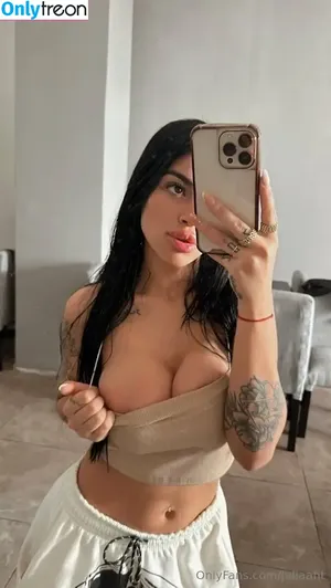 juliaafit / julia_fit_official nude photo #0008