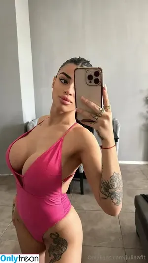 juliaafit / julia_fit_official nude photo #0014