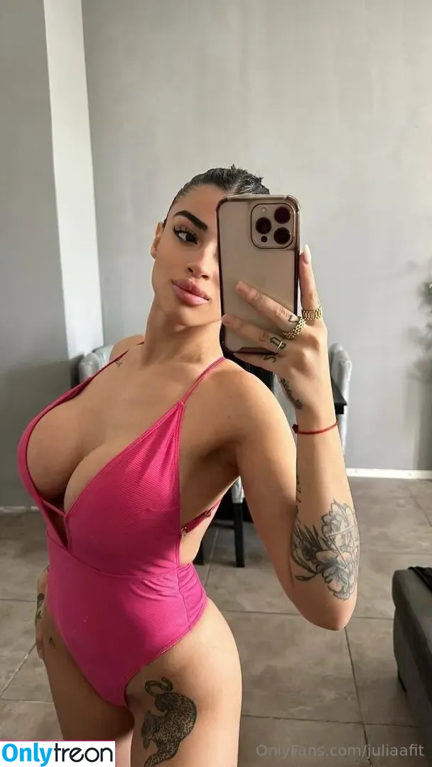 juliaafit nude photo #0014 (julia_fit_official)