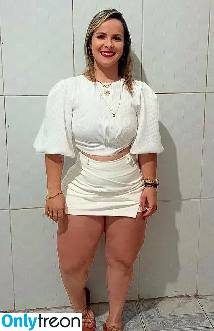 Juliana Andrade nude photo #0006 (julianaadinizg / lucianaandrade)