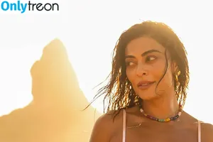 Juliana Paes / julianapaes nude photo #0358