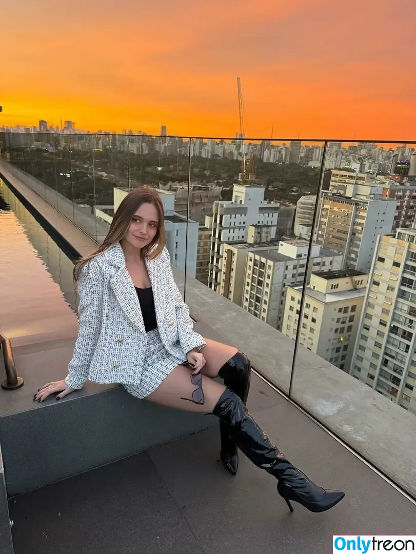 Juliana Paiva nude photo #0033 (juulianapaiva / paivaqueenfeet)