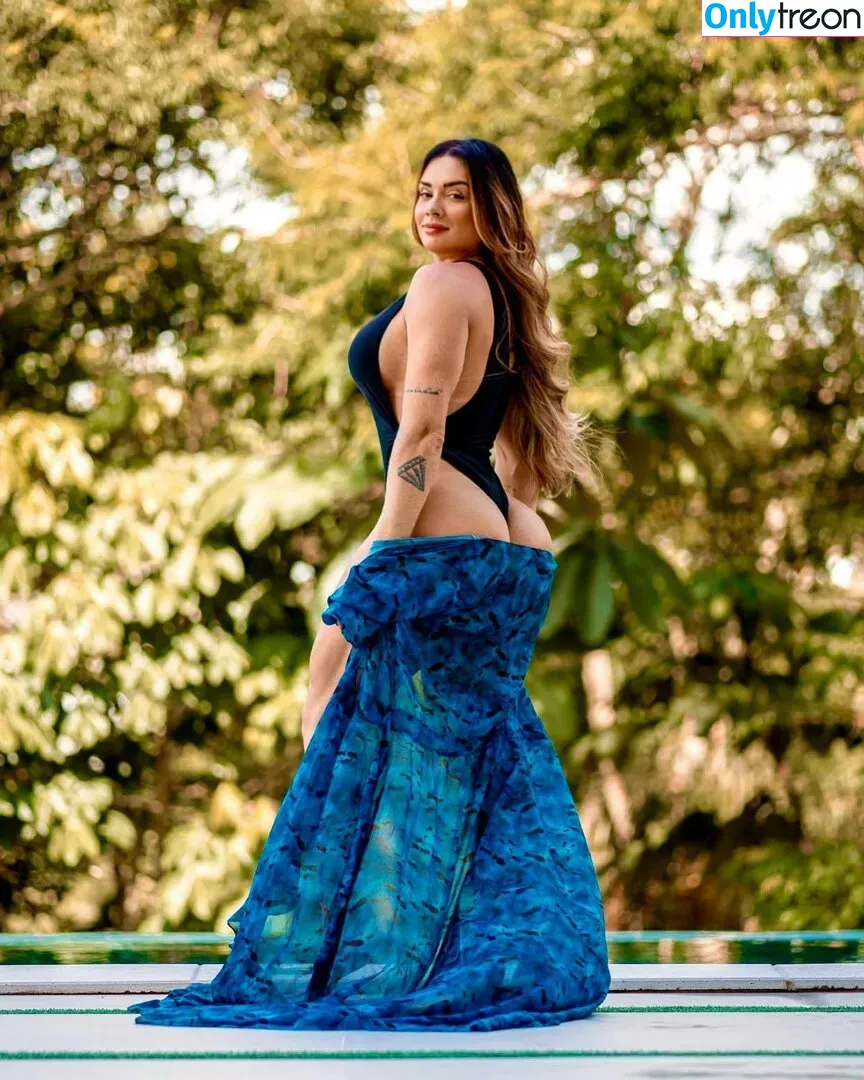 Juliana Salimeni nude photo #0060 (ex-panicat / jujusalimeni)