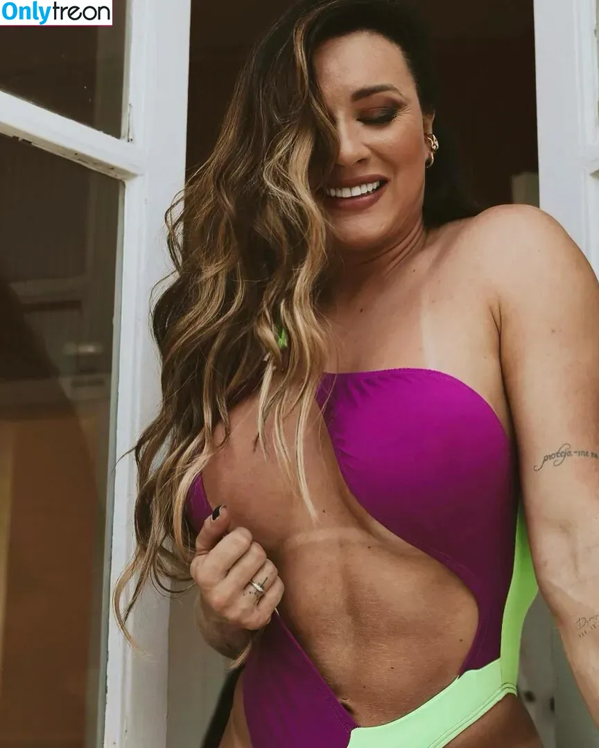 Juliana Salimeni nude photo #0077 (ex-panicat / jujusalimeni)