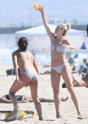Julianne Hough / juleshough nude photo #0051