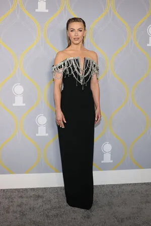 Julianne Hough / juleshough nude photo #0072