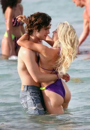 Julianne Hough / juleshough nude photo #0226