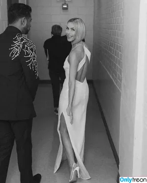 Julianne Hough / juleshough nude photo #0562