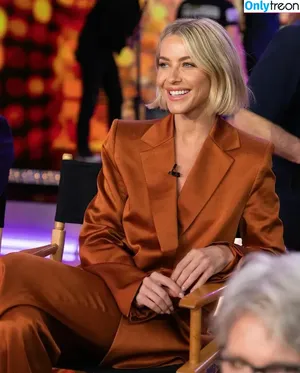 Julianne Hough / juleshough nude photo #0857