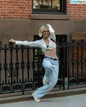 Julianne Hough / juleshough nude photo #0893