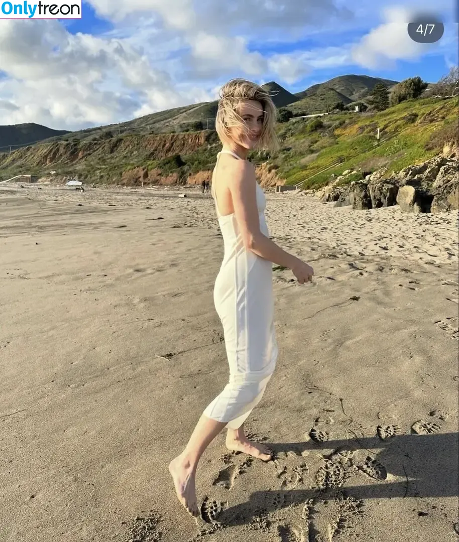 Julianne Hough nude photo #0631 (juleshough)