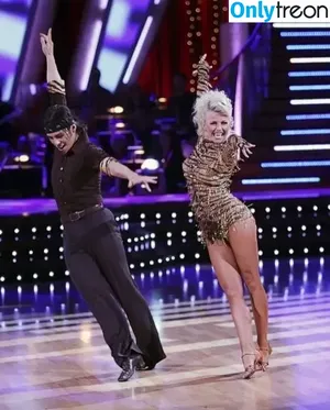 Julianne Hough / juleshough nude photo #1106