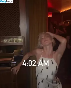 Julianne Hough / juleshough nude photo #1601