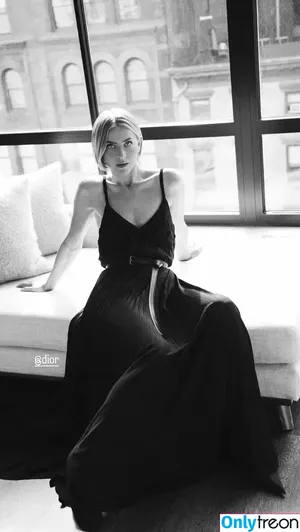 Julianne Hough / juleshough nude photo #1615