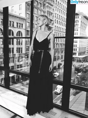 Julianne Hough / juleshough nude photo #1620
