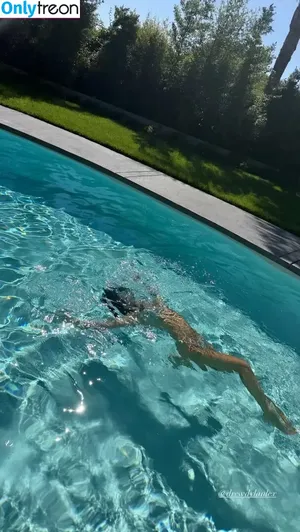 Julianne Hough / juleshough nude photo #1690