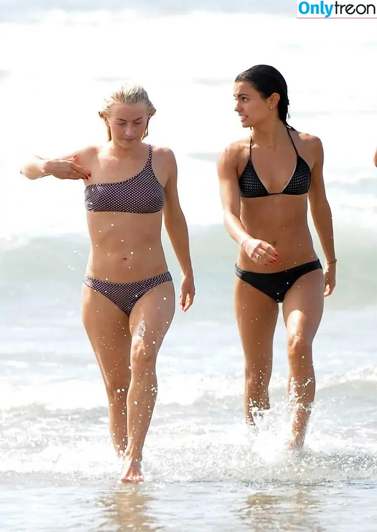 Julianne Hough nude photo #1289 (juleshough)
