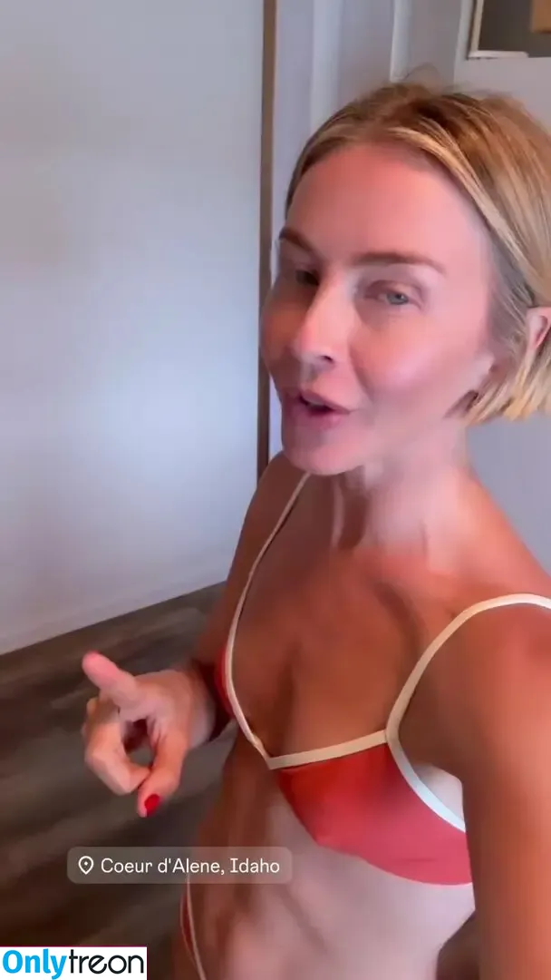 Julianne Hough nude photo #1658 (juleshough)