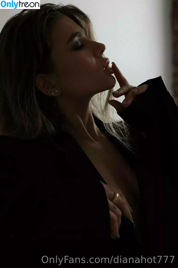 juliawind nude photo #0026 (Julia Wind / julia.wind)