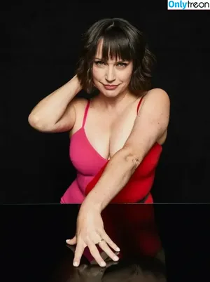 Julie Ann Emery / julieannemery nude photo #0015