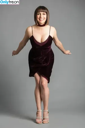 Julie Ann Emery / julieannemery nude photo #0018