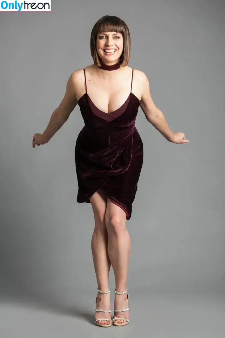 Julie Ann Emery nude photo #0018 (julieannemery)