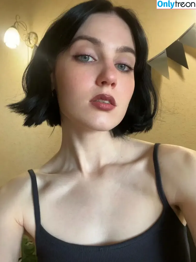 julsfuckwilton nude photo #0103 (Juls / julfuckwilton / julwilton)