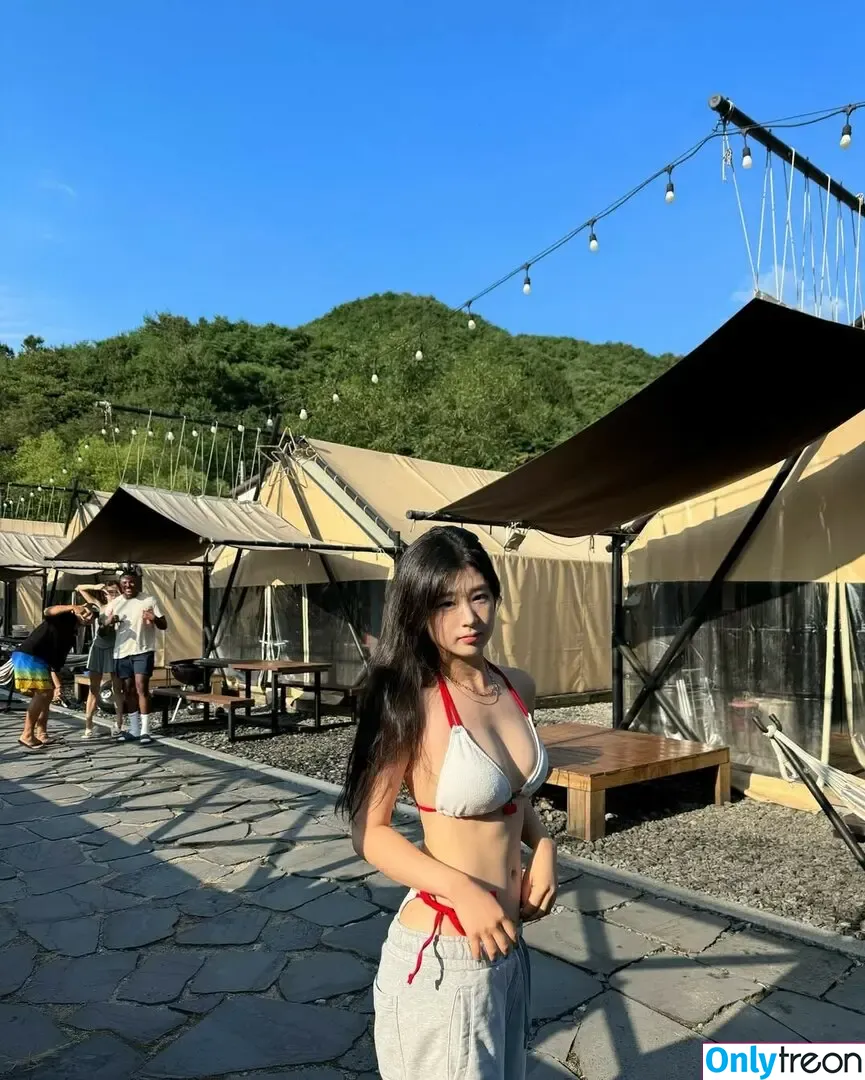 Jumybear nude photo #0006 (Jooli Lee / justjordie)