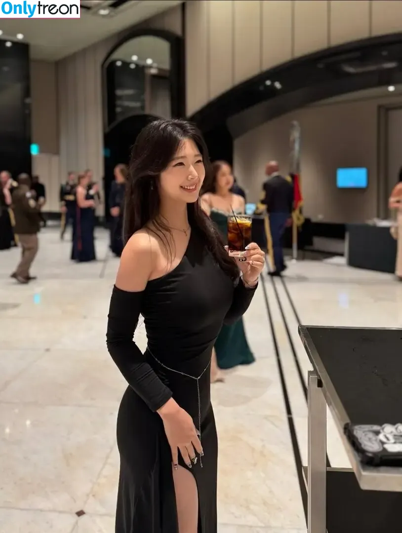 Jumybear nude photo #0047 (Jooli Lee / justjordie)
