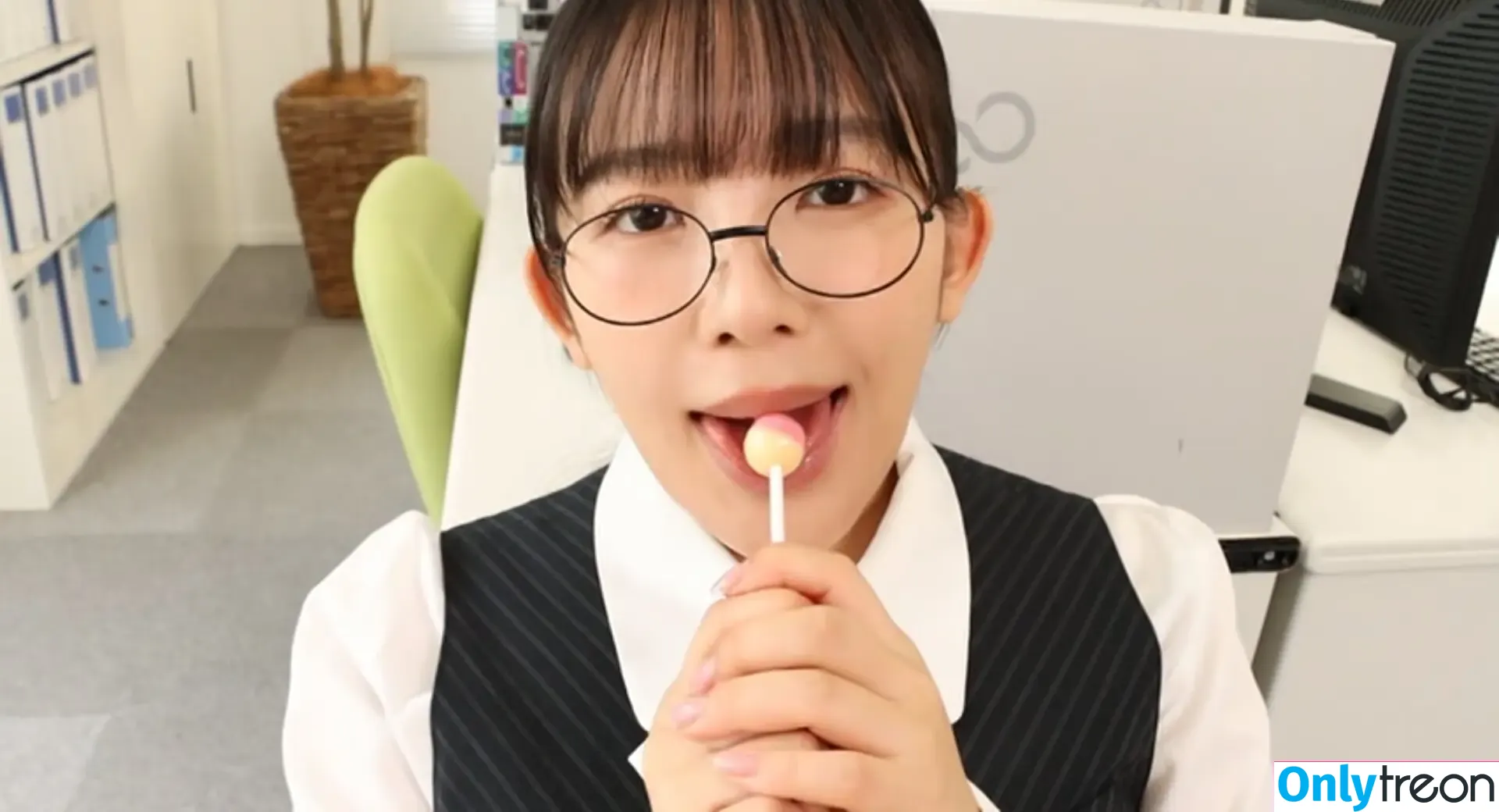 Jun Amaki nude photo #0983 (jun.amaki / toride37)
