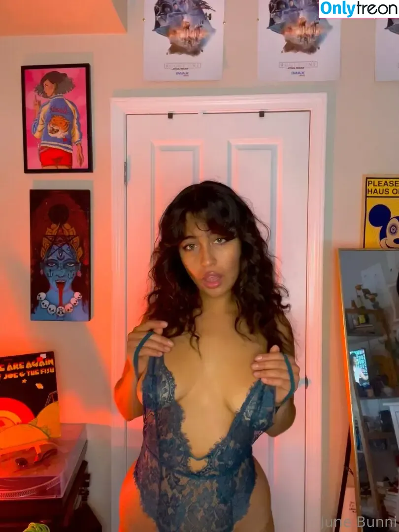 junebunni nude photo #0008 (_junebunni)
