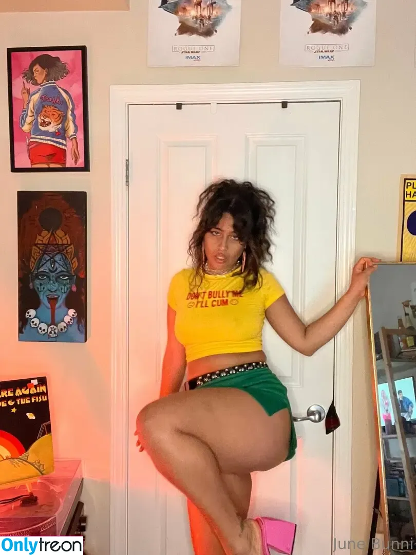 junebunni nude photo #0026 (_junebunni)