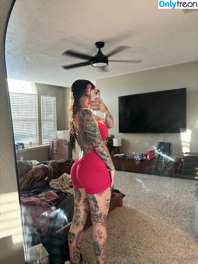 Juneeberri nude photo #0035 (Juneeberri)