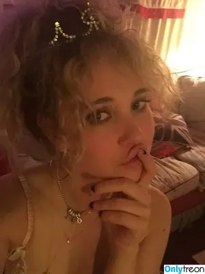 Juno Temple / junotemple nude photo #0227