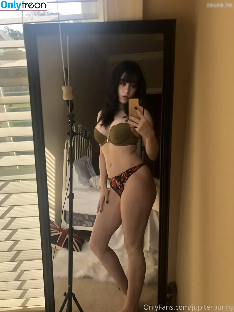 jupiterbunny nude photo #0010 (jupiter.bunny)