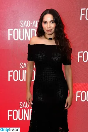 Jurnee Smollett-Bell / jurneesmollett nude photo #0025