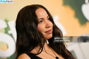 Jurnee Smollett / jurneesmollett nude photo #0589