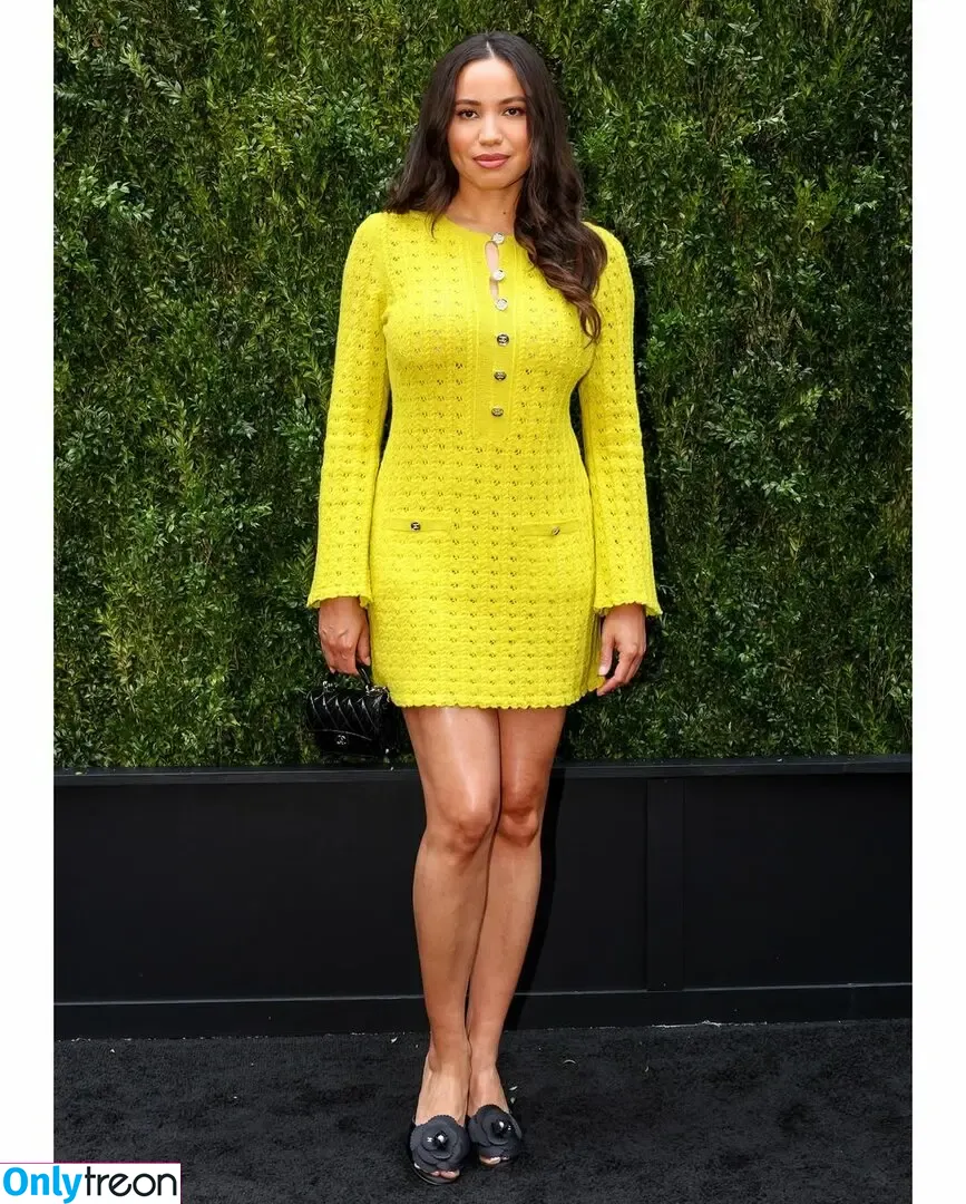 Jurnee Smollett nude photo #0613 (jurneesmollett)