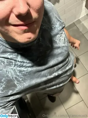  nude photo #0001