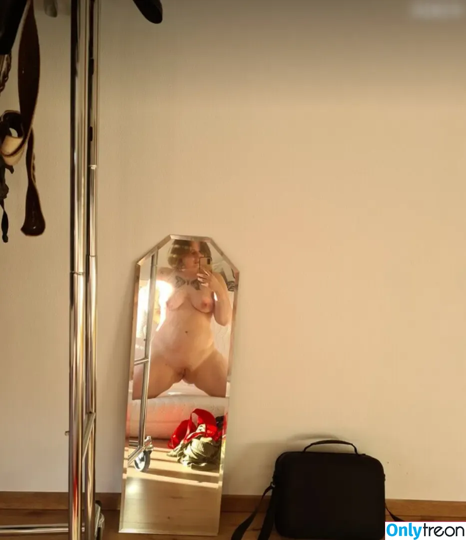 Justdiana nude photo #0064 (just_diana / justdiana.official)