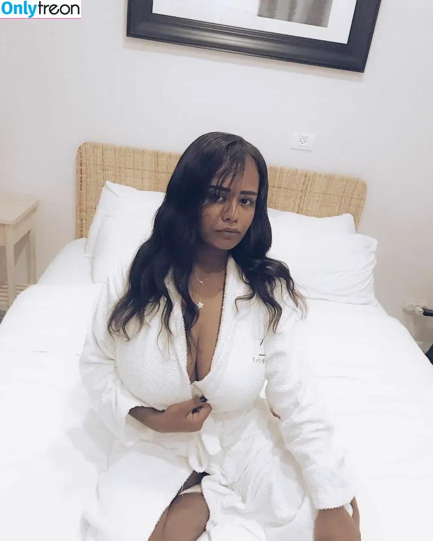 JustNati nude photo #0004 (_justnati_)