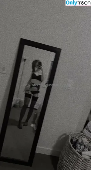  nude photo #0006
