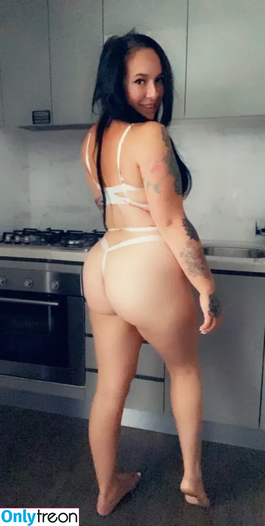 justyouraveragemum_x nude photo #0121 (oitslicious)